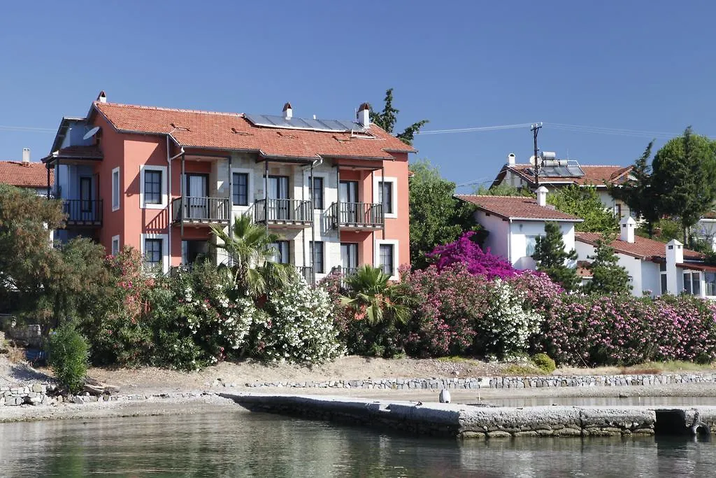 Mer Fethiye 0*,